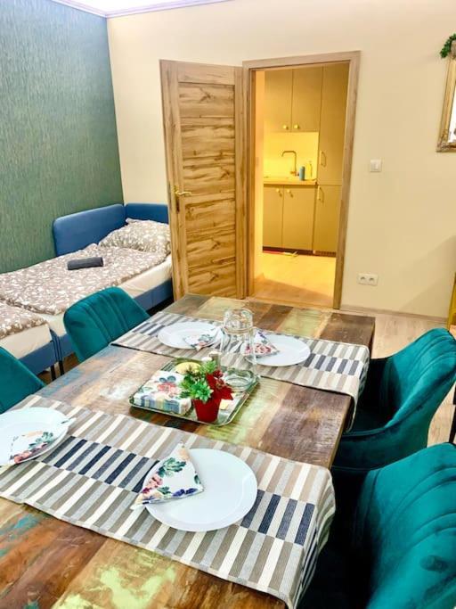 Brand New, Design Apartment Jojo, Oldtown, Balcony, Ac บราติสลาวา ภายนอก รูปภาพ