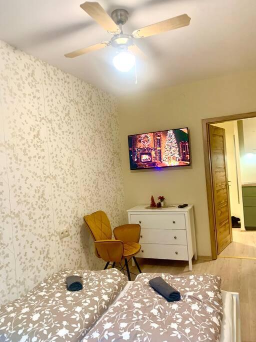 Brand New, Design Apartment Jojo, Oldtown, Balcony, Ac บราติสลาวา ภายนอก รูปภาพ