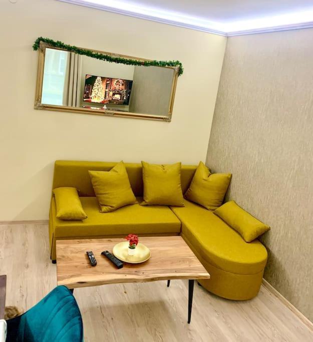 Brand New, Design Apartment Jojo, Oldtown, Balcony, Ac บราติสลาวา ภายนอก รูปภาพ